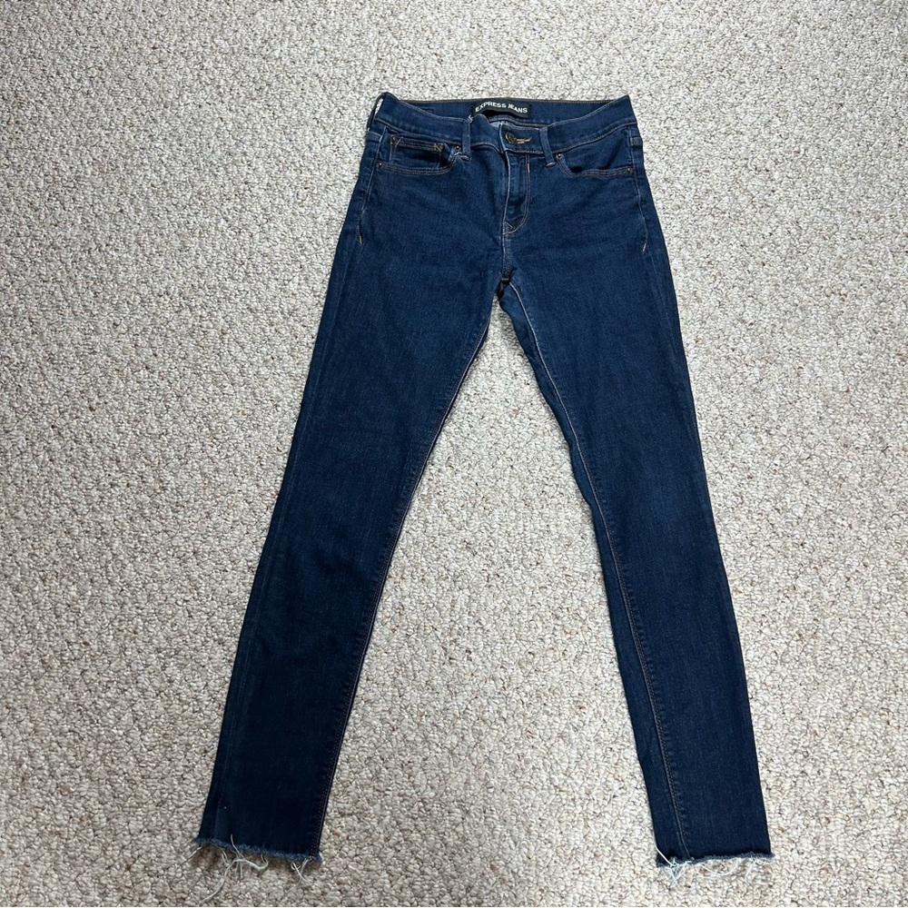 Express Jeans Womens 2 Mid Rise W28 L30 Legging Jegging Dark Wash Blue Denim